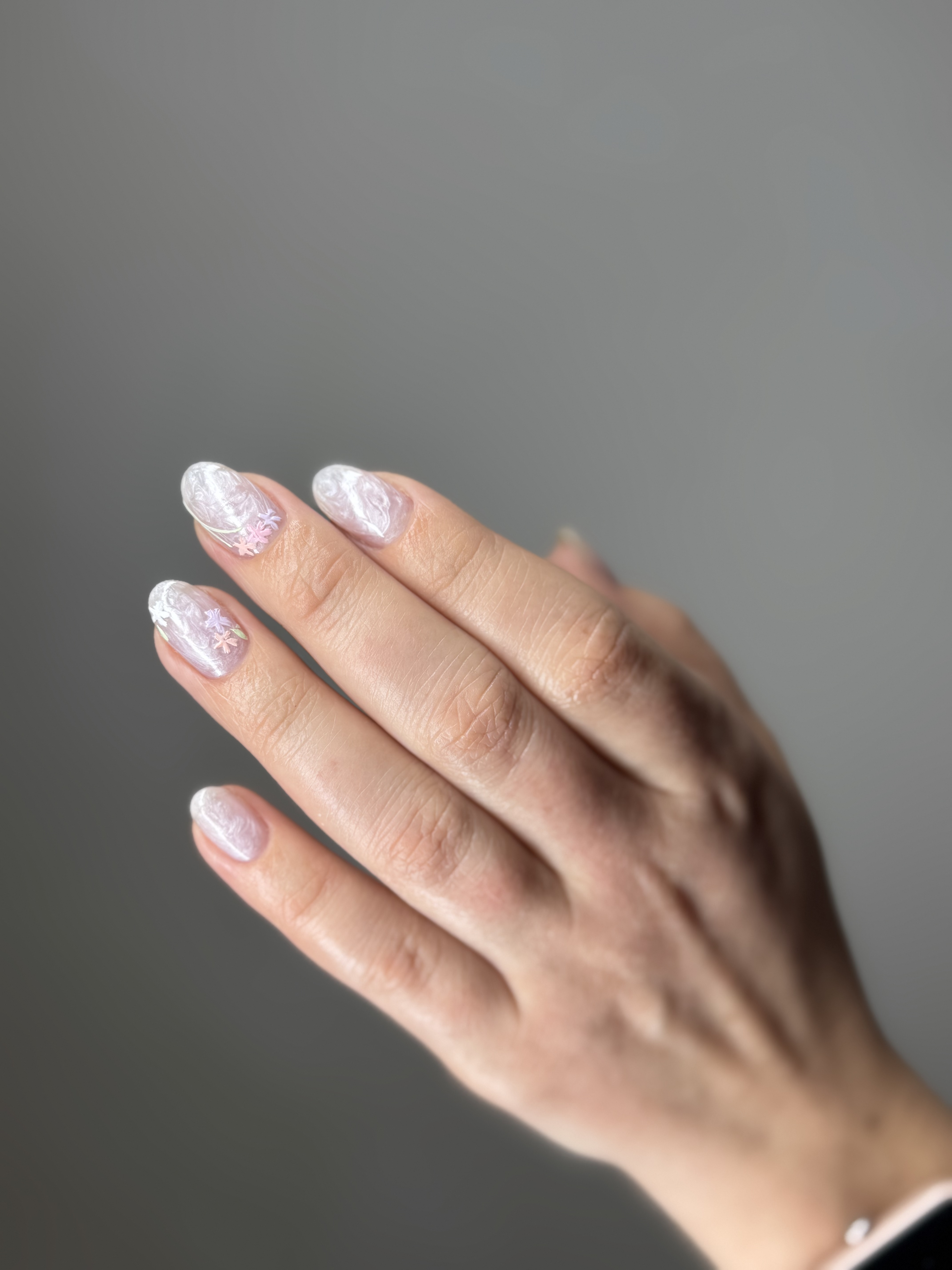 Milky Nails